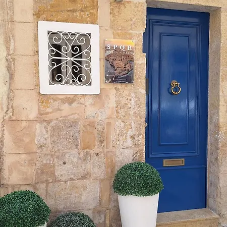 Apartment Spqr