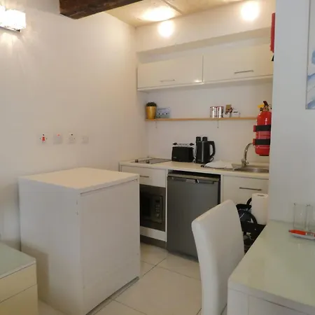 Spqr Apartment Valletta