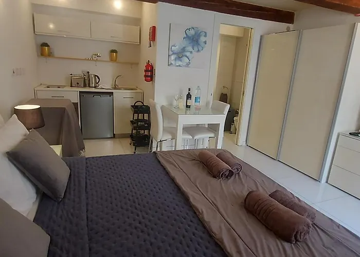 Spqr Apartment Valletta