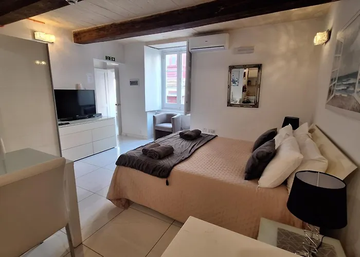 Spqr Apartment Valletta